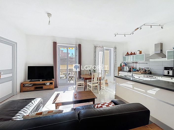 Image No.9-3 Bed Apartment for sale