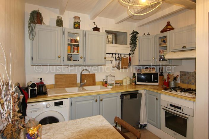 Image No.6-2 Bed House for sale