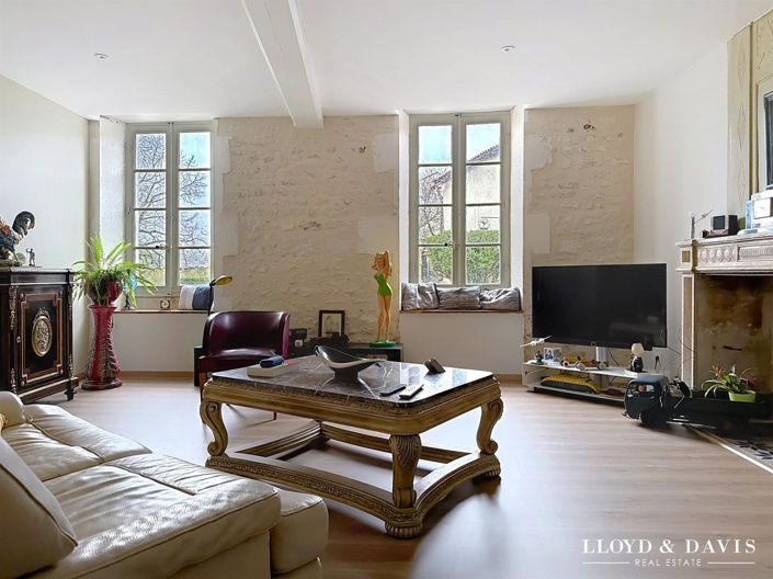 Image No.4-4 Bed House for sale