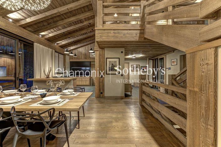 Image No.5-7 Bed Property for sale