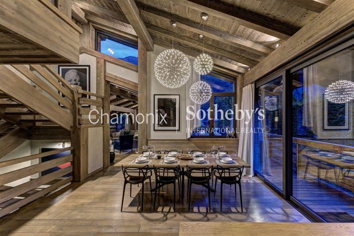 Image No.7-7 Bed Property for sale