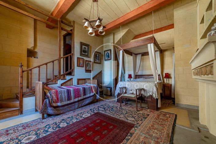 Image No.11-Propriété de 10 chambres à vendre à Cavillargues