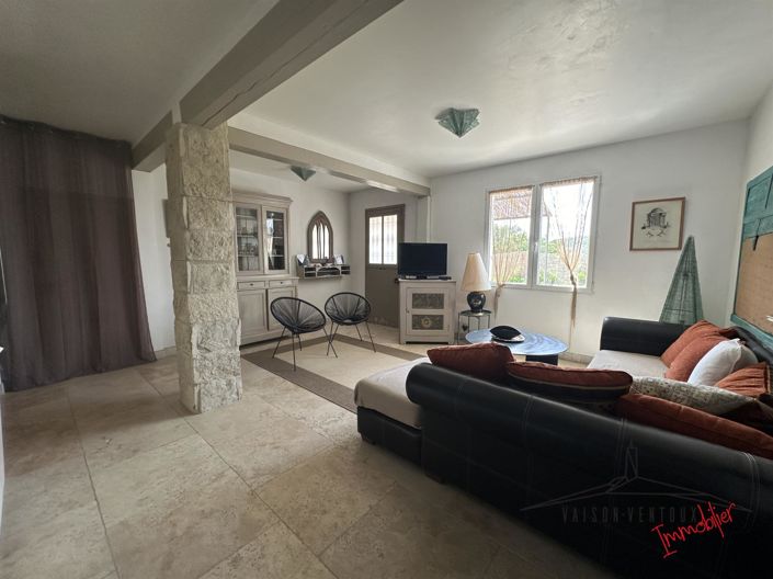 Image No.17-6 Bed House for sale