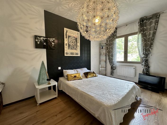 Image No.19-6 Bed House for sale