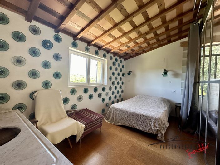 Image No.25-6 Bed House for sale