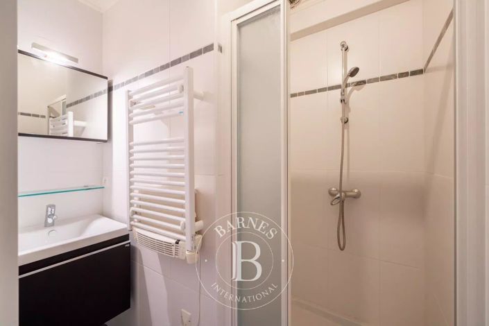 Image No.11-3 Bed Apartment for sale