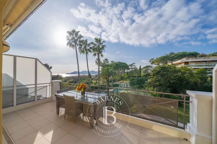 Image No.3-3 Bed Apartment for sale