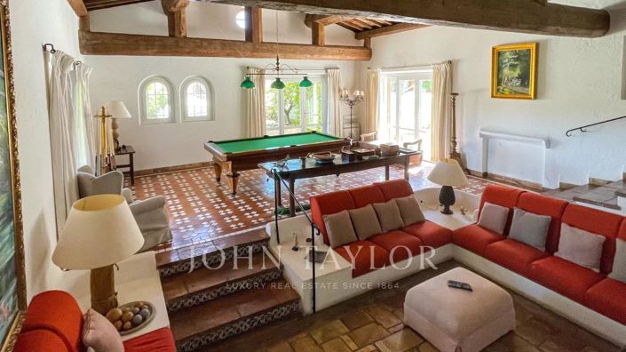 Image No.11-5 Bed House for sale