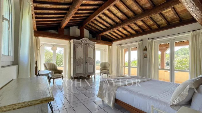 Image No.13-5 Bed House for sale