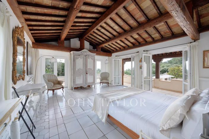 Image No.13-5 Bed House for sale