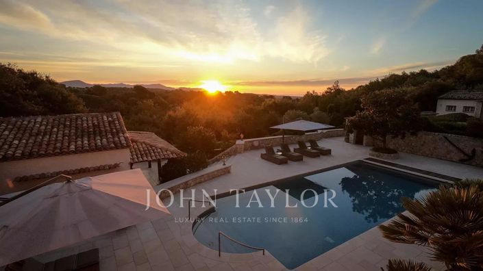 Image No.22-5 Bed House for sale