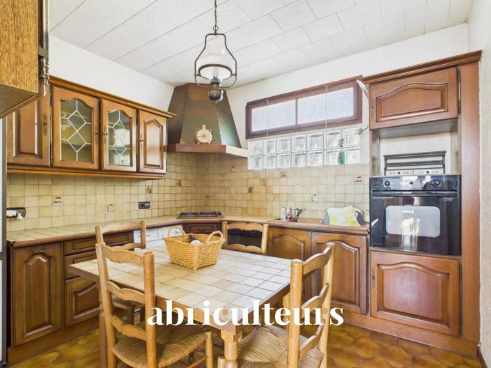 Image No.3-4 Bed Apartment for sale