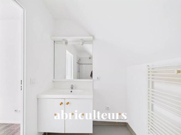 Image No.10-1 Bed Apartment for sale