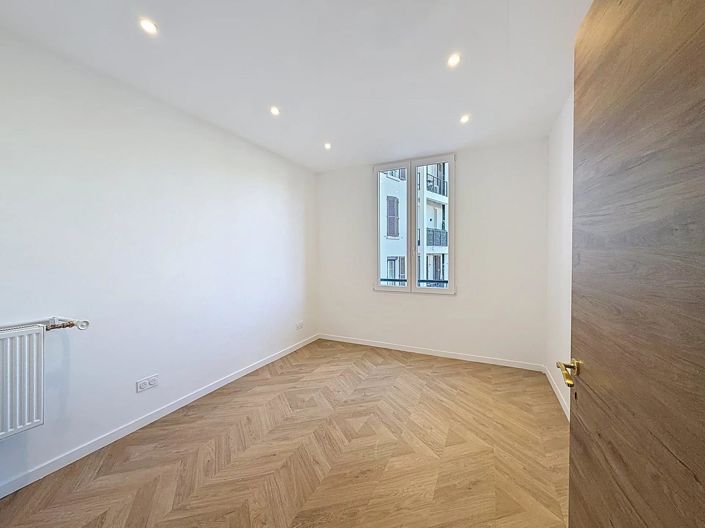 Image No.19-1 Bed Apartment for sale