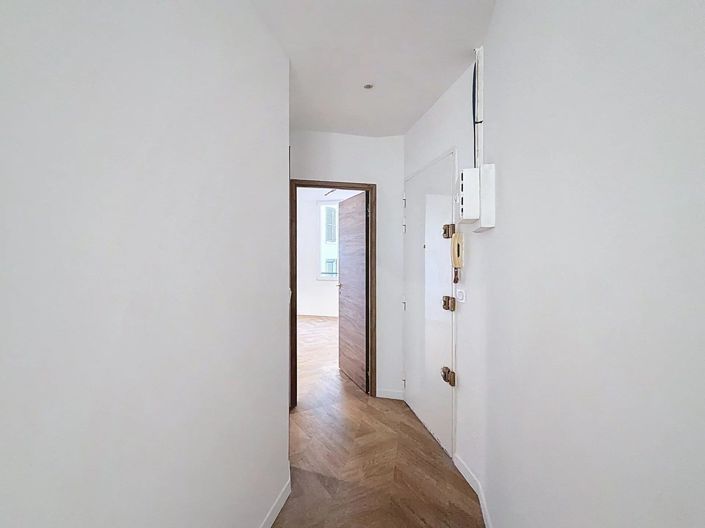 Image No.7-1 Bed Apartment for sale