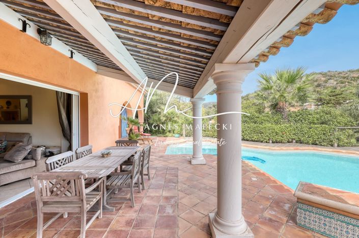 Image No.3-5 Bed House for sale