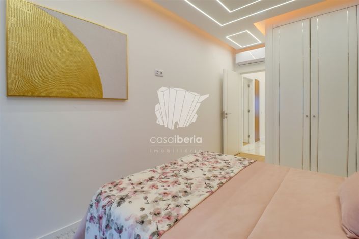 Image No.19-2 Bed Apartment for sale