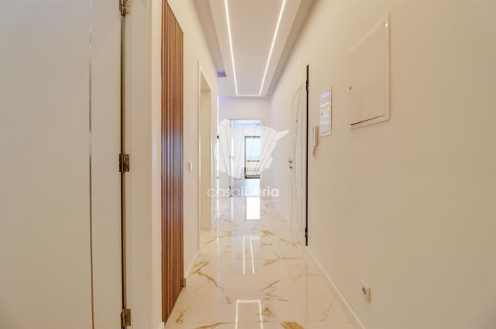 Image No.9-2 Bed Apartment for sale