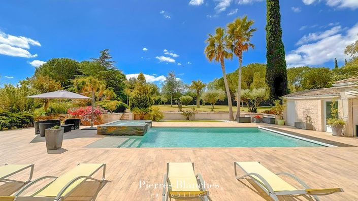 Image No.5-5 Bed House for sale