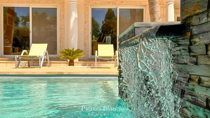 Image No.7-5 Bed House for sale