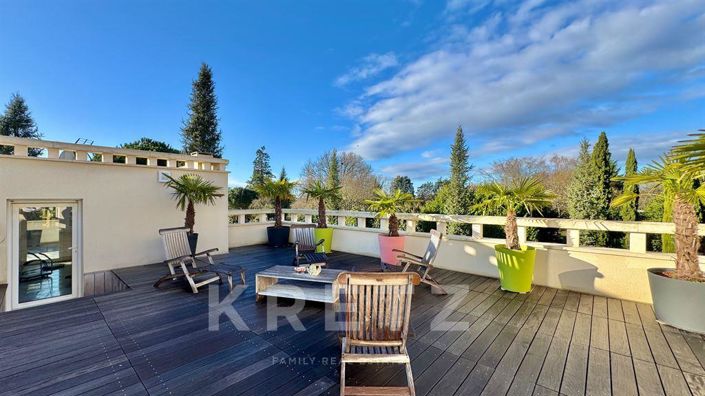 Image No.16-7 Bed House for sale