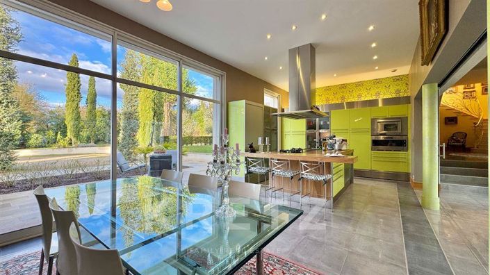 Image No.6-7 Bed House for sale