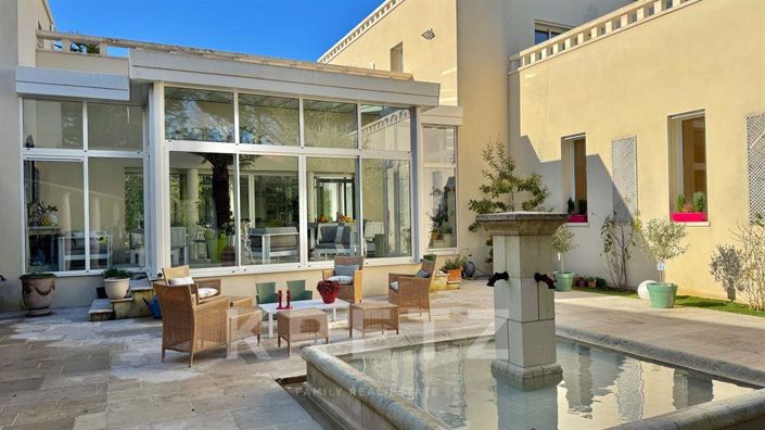 Image No.8-7 Bed House for sale