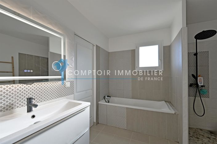 Image No.13-3 Bed House for sale