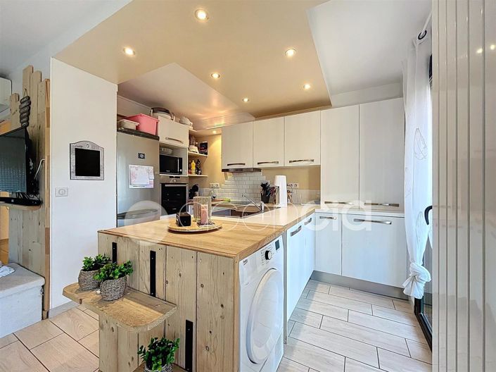 Image No.3-Appartement de 2 chambres à vendre à Cannes