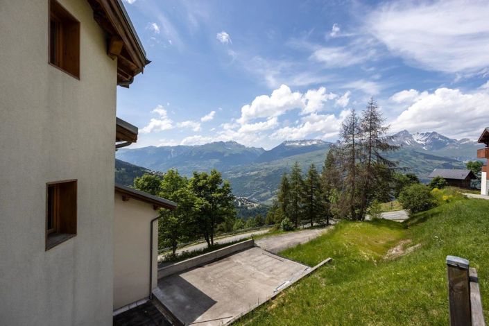 Image No.11-3 Bed Apartment for sale