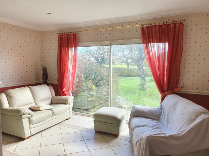 Image No.21-3 Bed House for sale