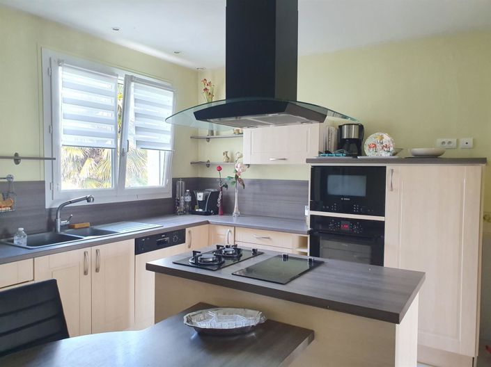 Image No.5-3 Bed House for sale