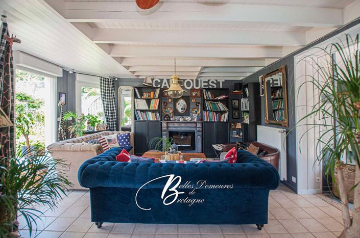 Image No.9-5 Bed House for sale