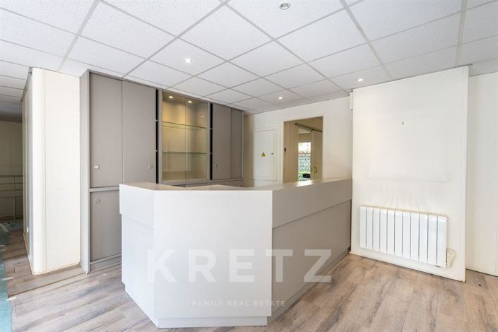 Image No.12-5 Bed House for sale