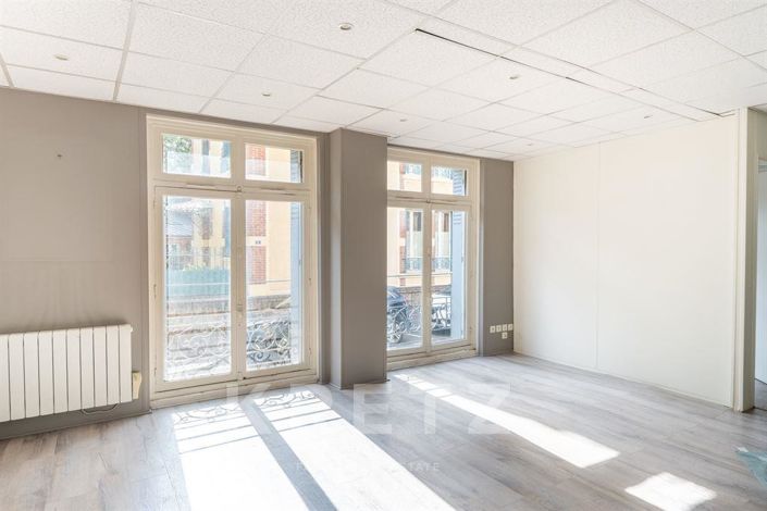 Image No.13-5 Bed House for sale