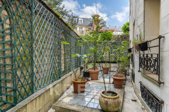 Image No.15-5 Bed House for sale