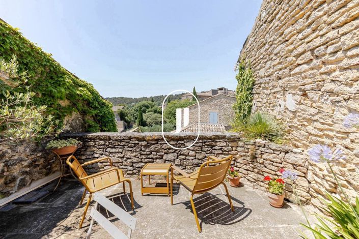 Image No.11-4 Bed House for sale