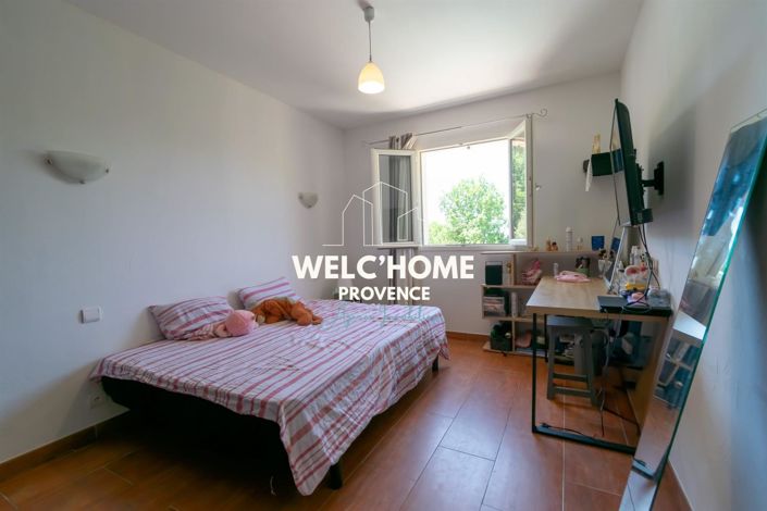 Image No.13-4 Bed House for sale