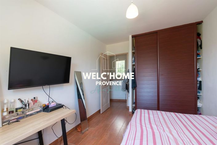 Image No.14-4 Bed House for sale