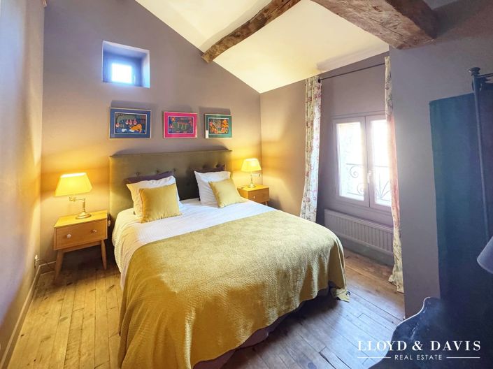 Image No.13-5 Bed House for sale