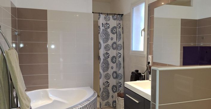 Image No.16-3 Bed House for sale