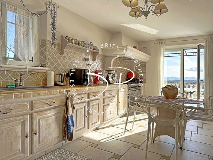 Image No.14-4 Bed House for sale