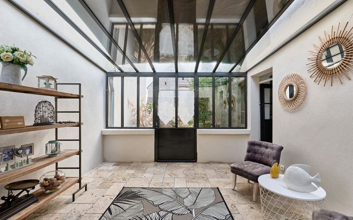 Image No.6-5 Bed House for sale