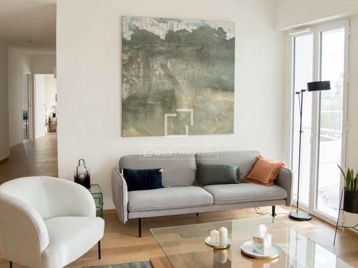 Image No.11-3 Bed Apartment for sale