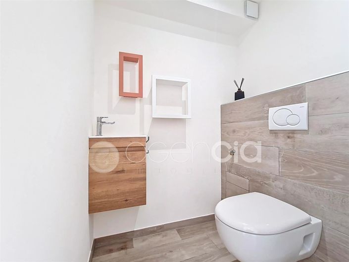 Image No.12-2 Bed Apartment for sale