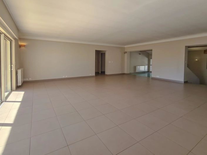 Image No.11-Maison de 5 chambres à vendre à Saint-Raphael