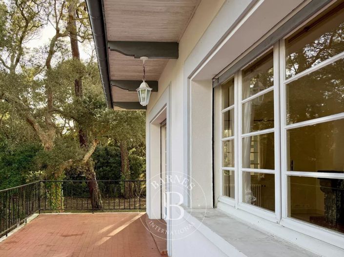 Image No.2-3 Bed House for sale