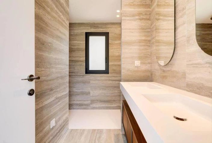 Image No.19-7 Bed House for sale