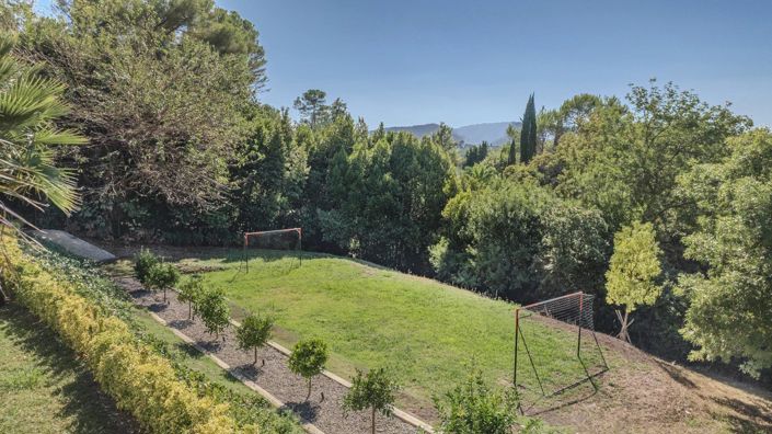 Image No.30-4 Bed House for sale