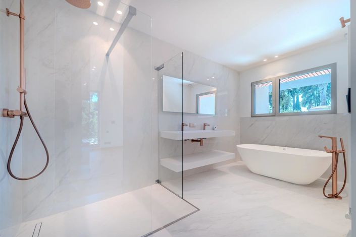 Image No.15-4 Bed House for sale